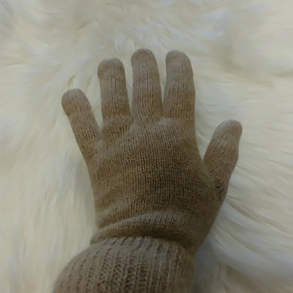Betmar Camel Angora Gloves